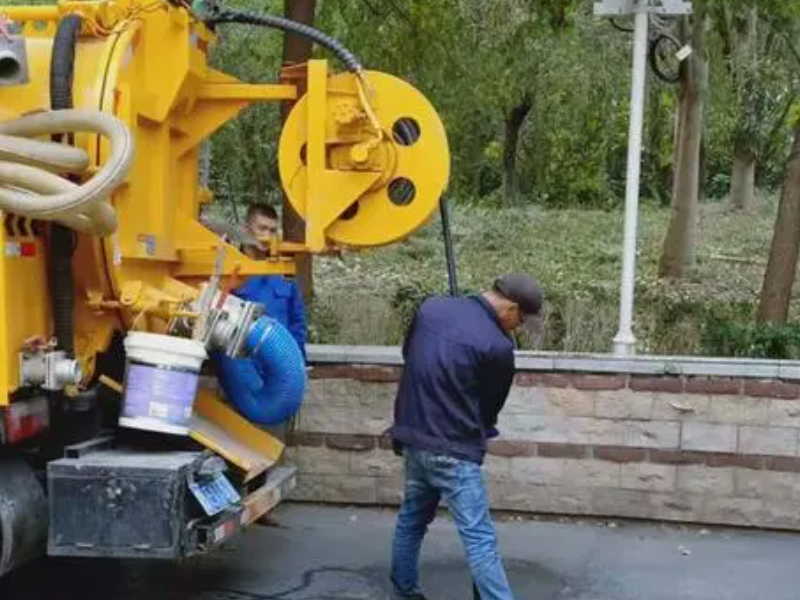 东丽区张贵庄抽粪 管道疏通 清理化粪池 污水井清理